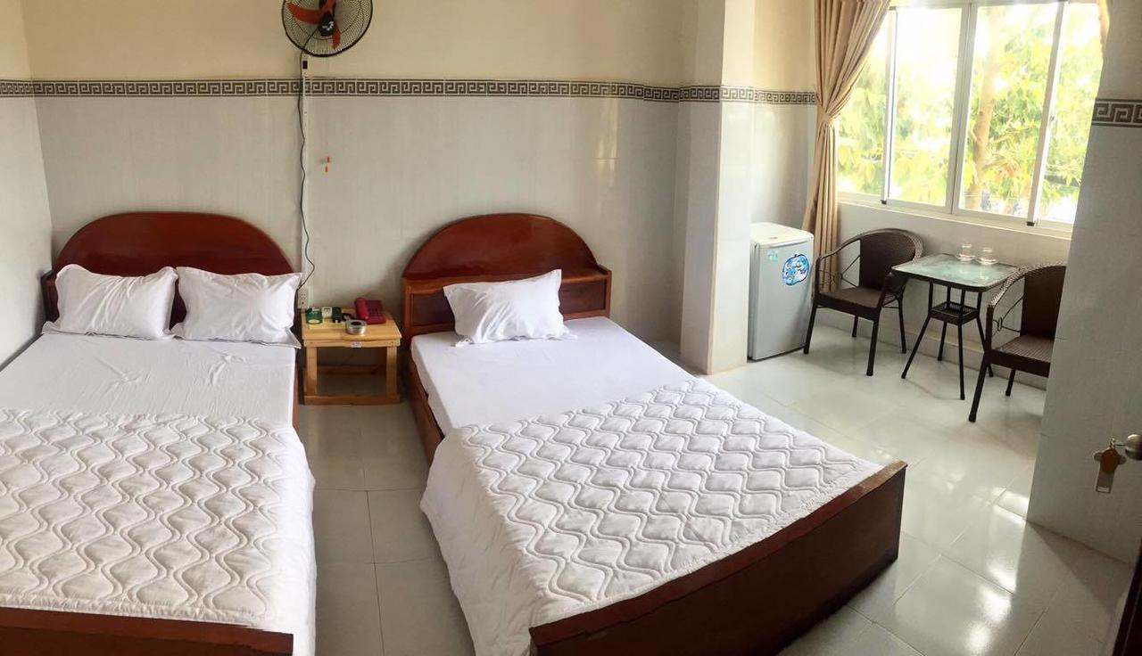 Tan Loc 2 Hotel Мітхо Екстер'єр фото